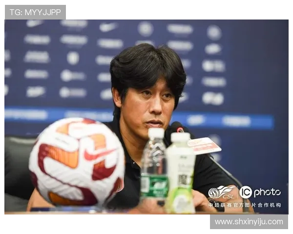 成都网球队比赛经验引发热议球迷与专家观点交锋探讨成效与不足 成都网球队比赛经验引发热议球迷与专家观点交锋探讨成效与不足